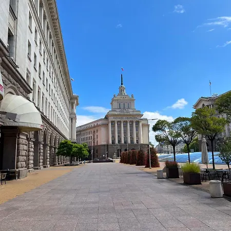 Lovely 1-bedroom In The Center Of Appartement