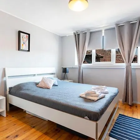 Apartman Lovely 1-bedroom In The Center Of Szófia